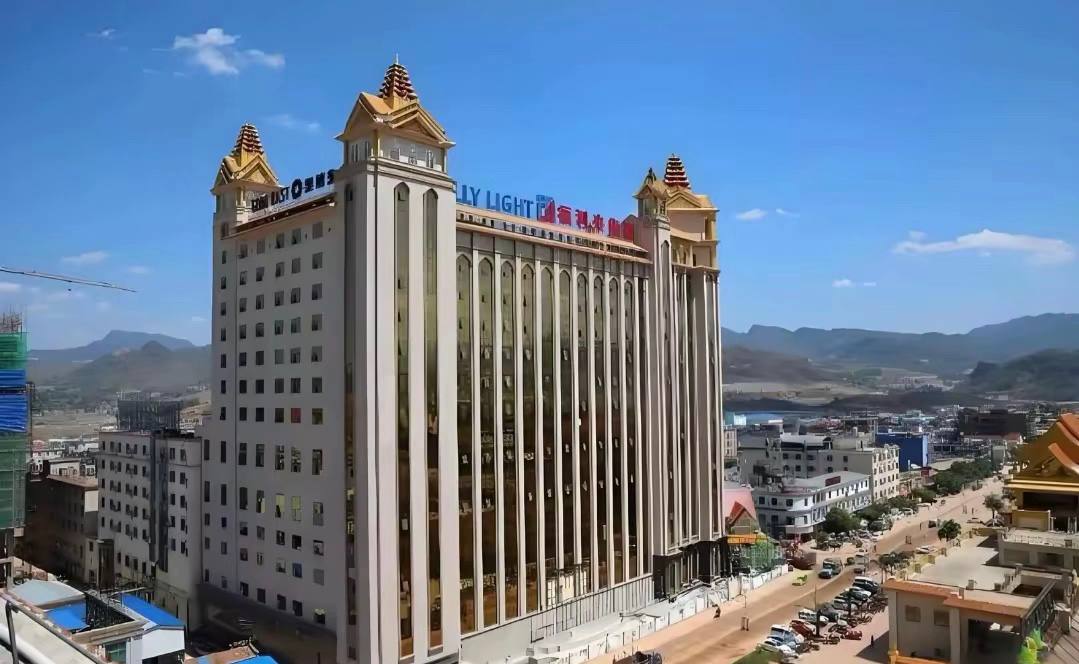 福布斯电竞后台训练室